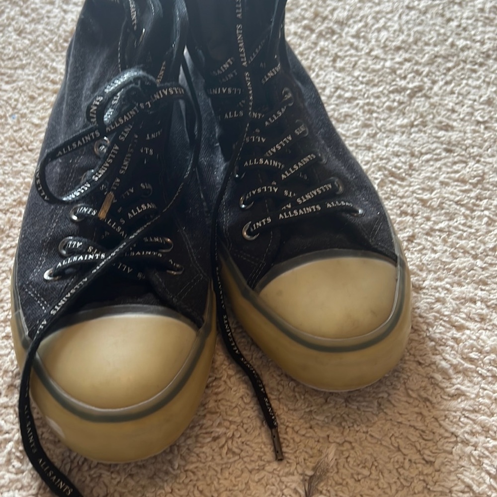Men’s High Top Shoe